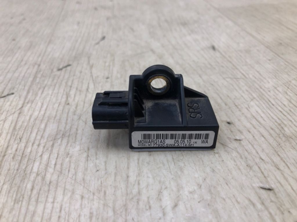 77930-SWA-A11 | Датчик удару передн. прав. HONDA CRV (RM) 11-18