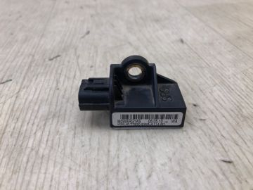 Датчик удару передн. прав. HONDA CRV (RM) 11-18