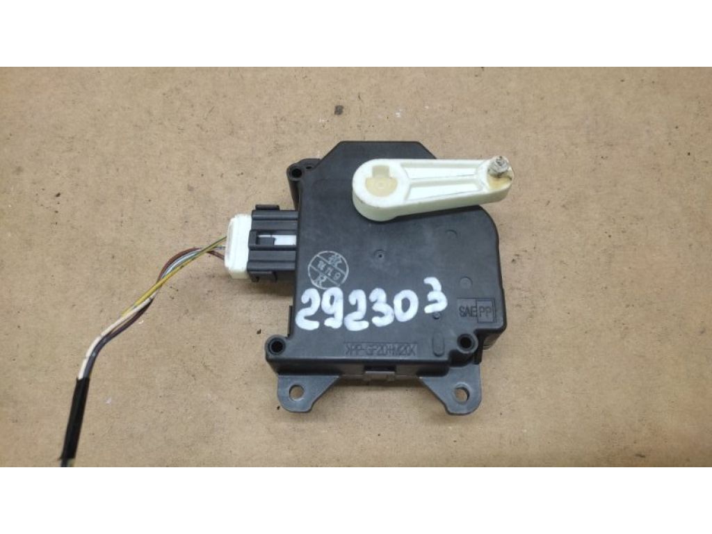 BP4K-61-B60 | Моторчик заслонки печки MAZDA 3 BK 03-08