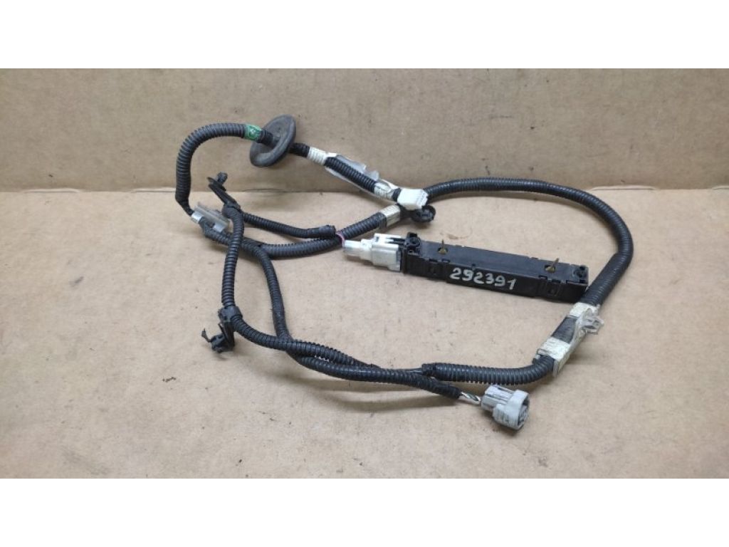 89997-48050 | Антена задн. LEXUS RX350/450 09-15