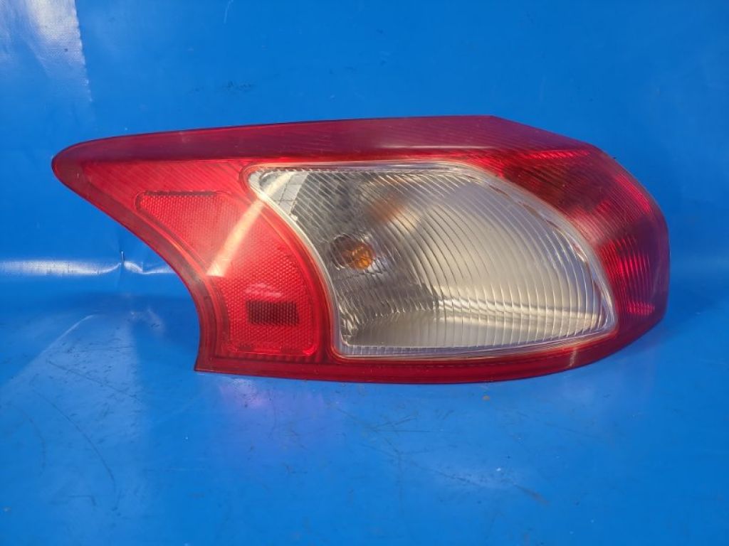 8330A279 | Ліхтар зовнішній лів. MITSUBISHI LANCER X 10 07-15