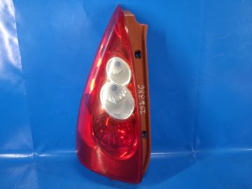Фонарь наружный лев. MAZDA 5 CR 05-10