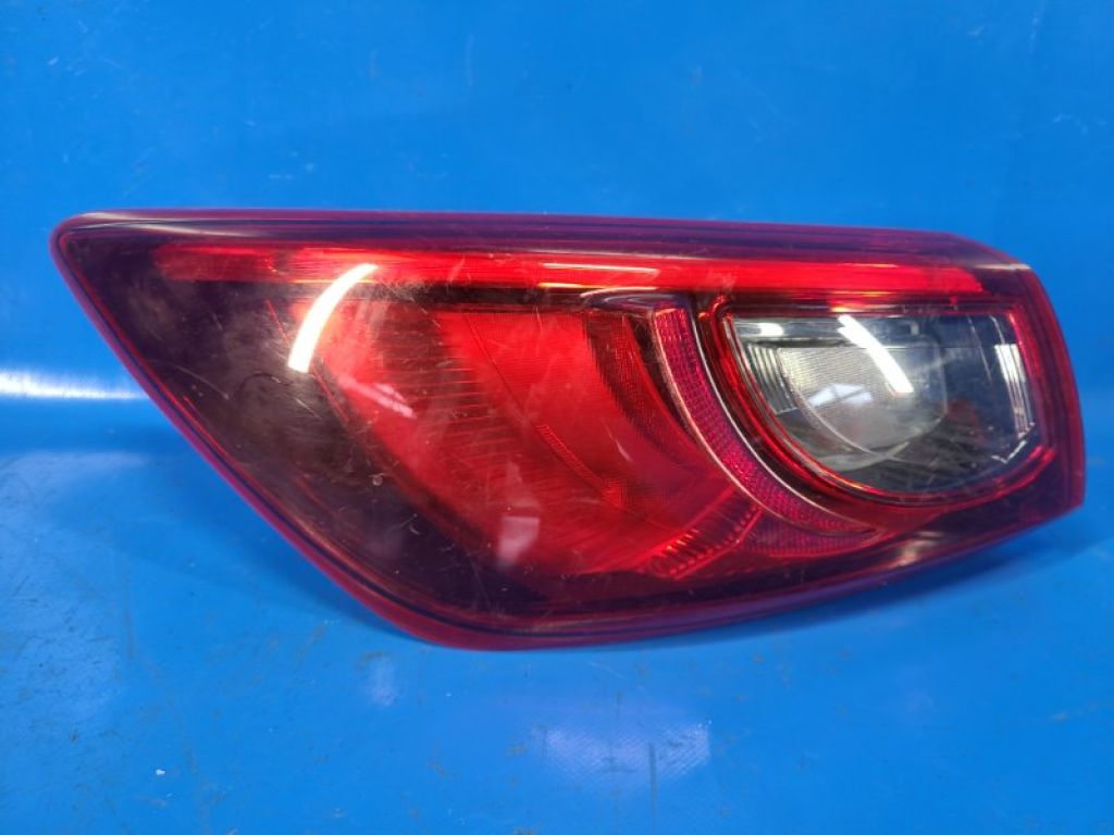DB4G-51-150 | Фонарь наружный лев. MAZDA CX-3 14-18