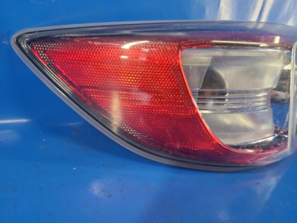 BBN751160 | Фонарь наружный лев. MAZDA 3 BL 09-13 - Фото 2