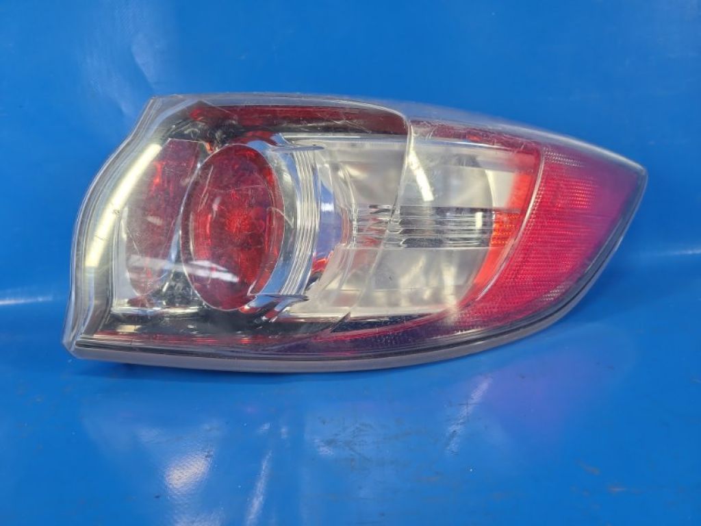 BBN751150 | Фонарь наружный прав. MAZDA 3 BL 09-13