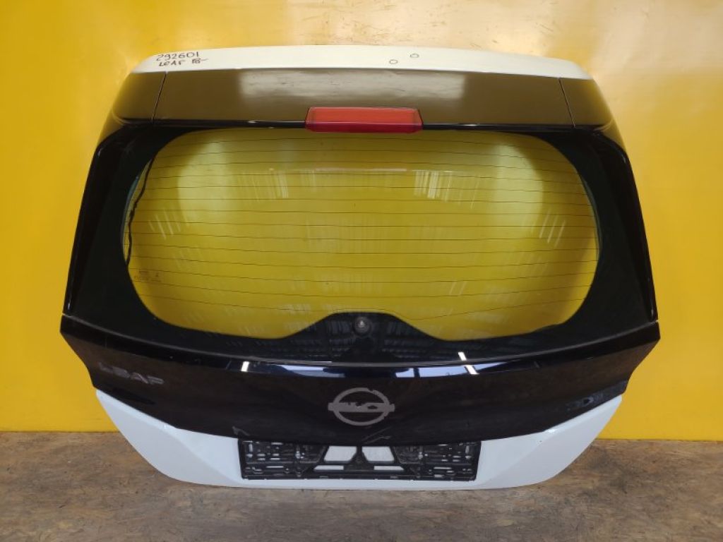 K01005SHMB | Крышка багажника NISSAN LEAF 18-