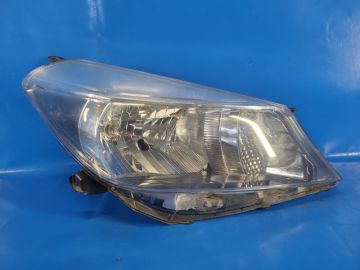 Фара прав. TOYOTA YARIS 11-20
