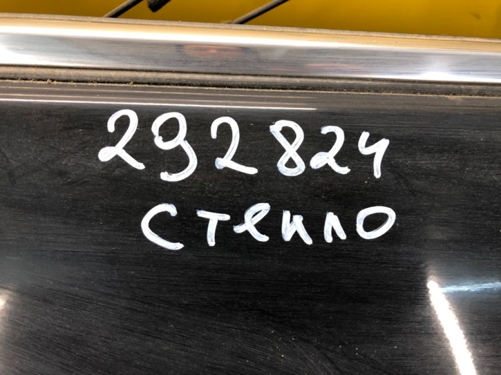 EG21-58-510A | Скло дверей передн. прав. MAZDA CX-7 06-12