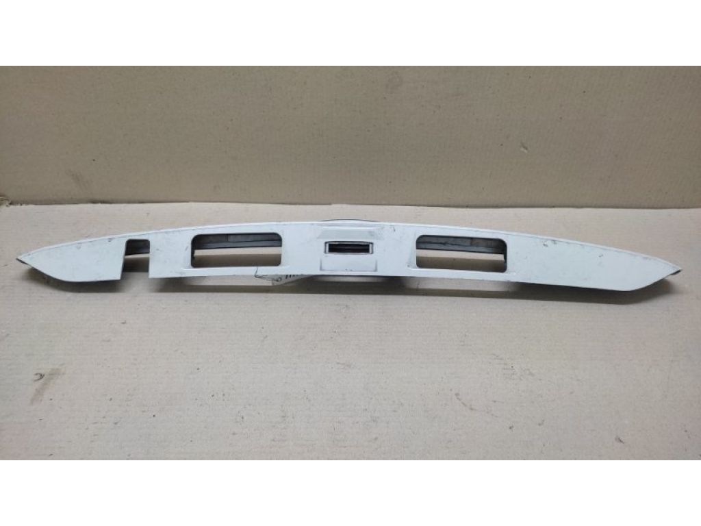 91111FJ180NN | Панель подсветки номера SUBARU IMPREZA 11-17