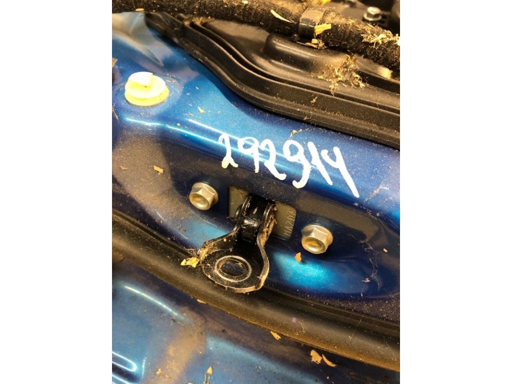 KD53-72-270 | Ограничитель двери задн. лев. MAZDA CX-5 (KE) 11-17