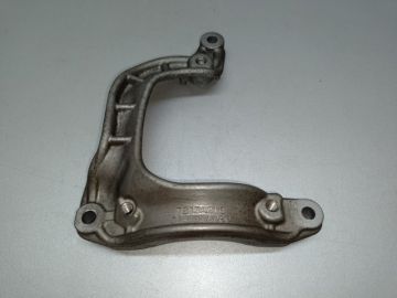 Кронштейн компресора кондиціонера MITSUBISHI LANCER X 10 07-15
