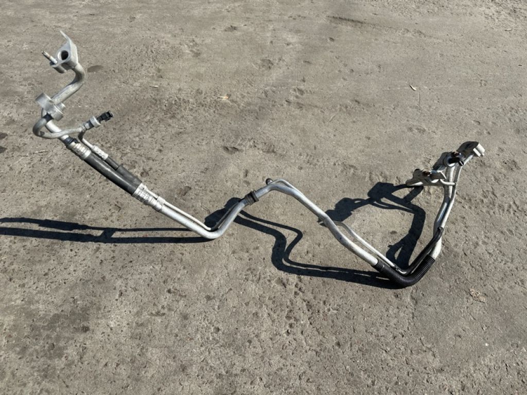 68140011AD | Трубка кондиціонеру DODGE JOURNEY 08-20