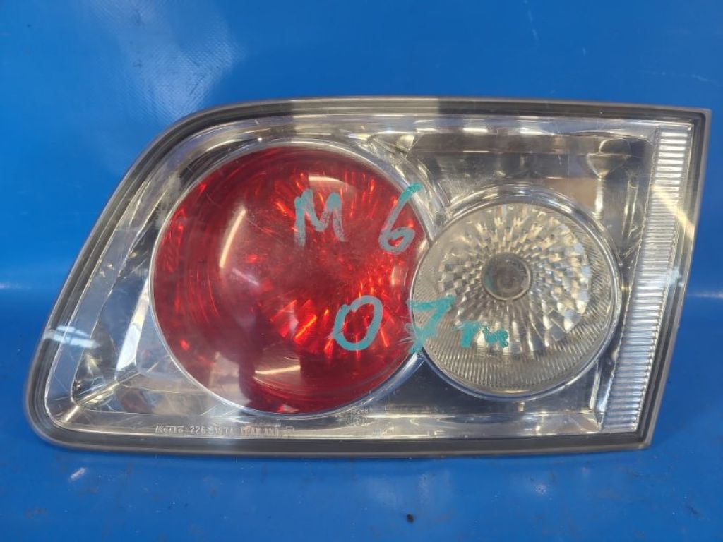 22661974 | Ліхтар внутрішній прав. MAZDA 6 GG 02-07