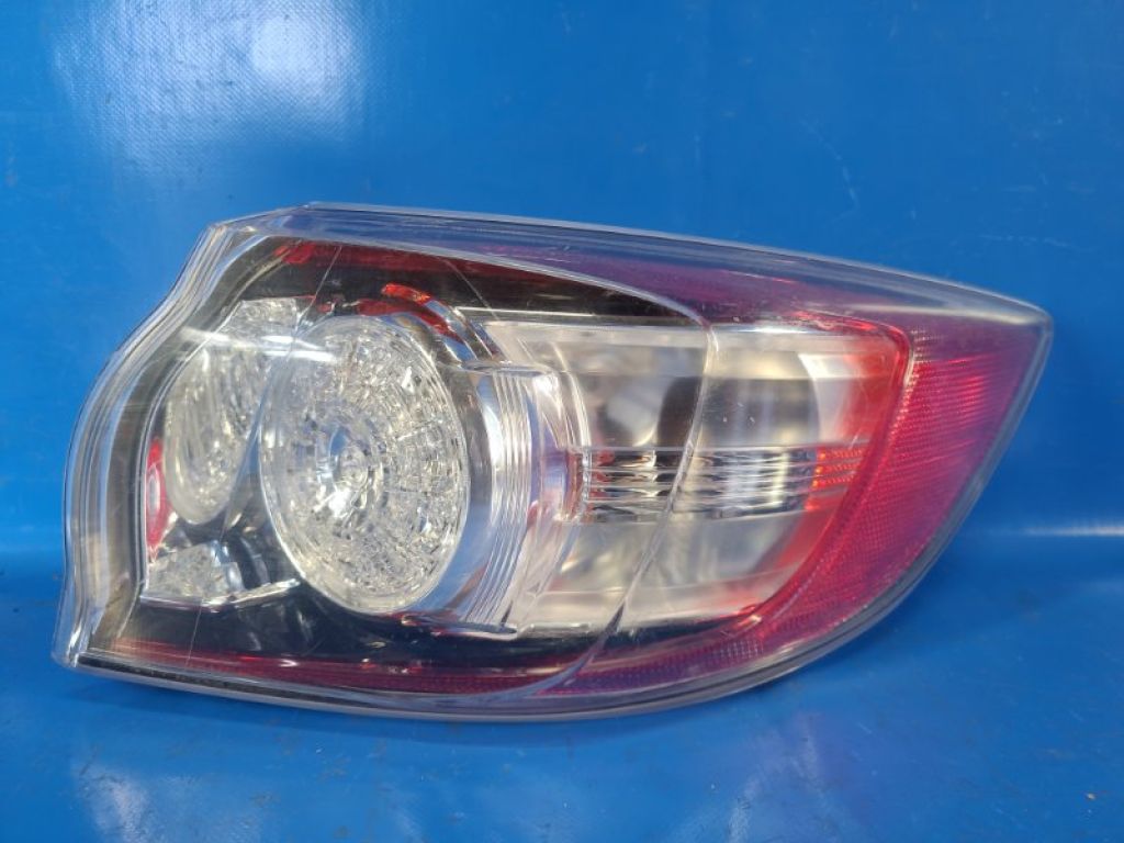 BBN751150 | Фонарь наружный прав. MAZDA 3 BL 09-13