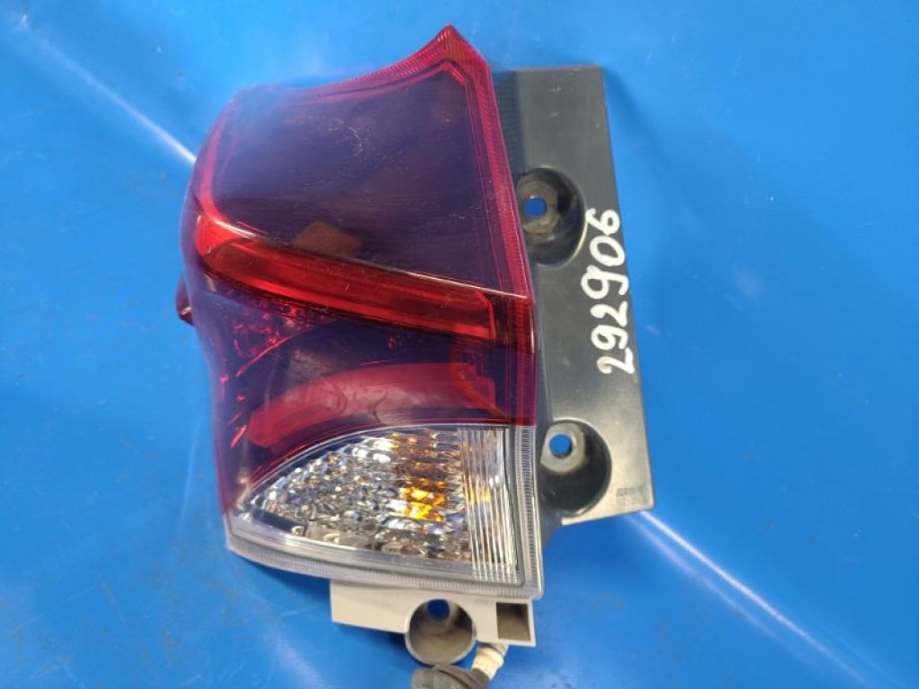 81561-02A50 | Фонарь наружный лев. TOYOTA AURIS 13-18 - Фото 3