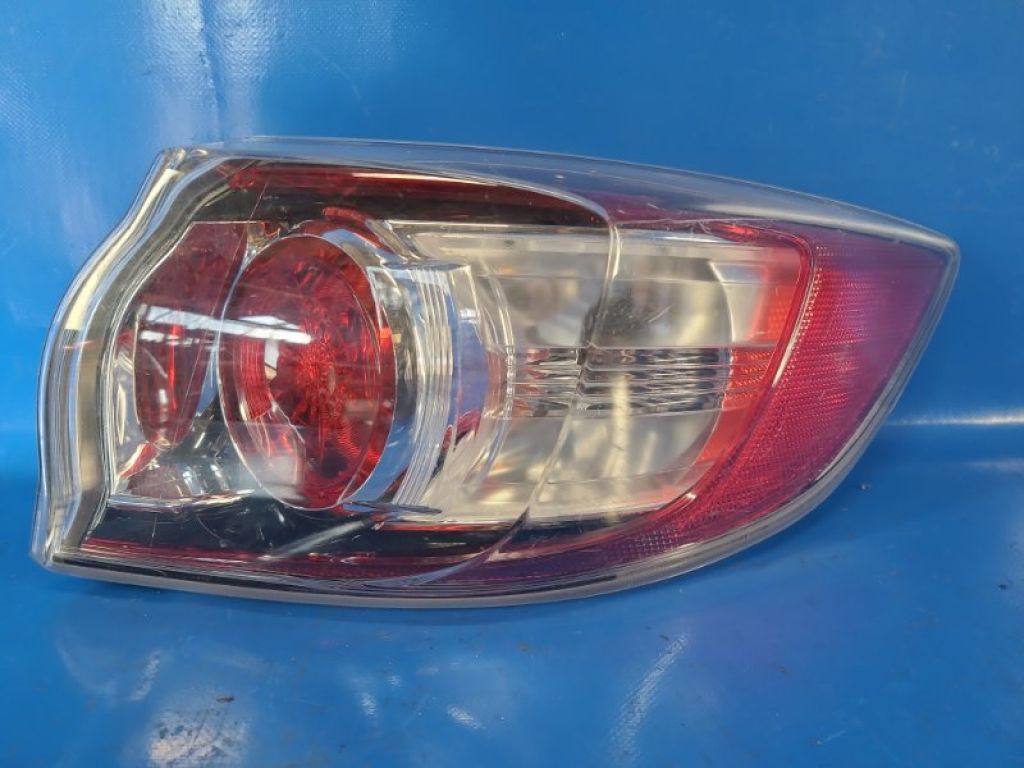 BBN751150 | Ліхтар зовнішній прав. MAZDA 3 BL 09-13