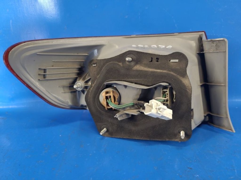 8155112A30 | Фонарь наружный прав. TOYOTA COROLLA 150 06-13 - Фото 6