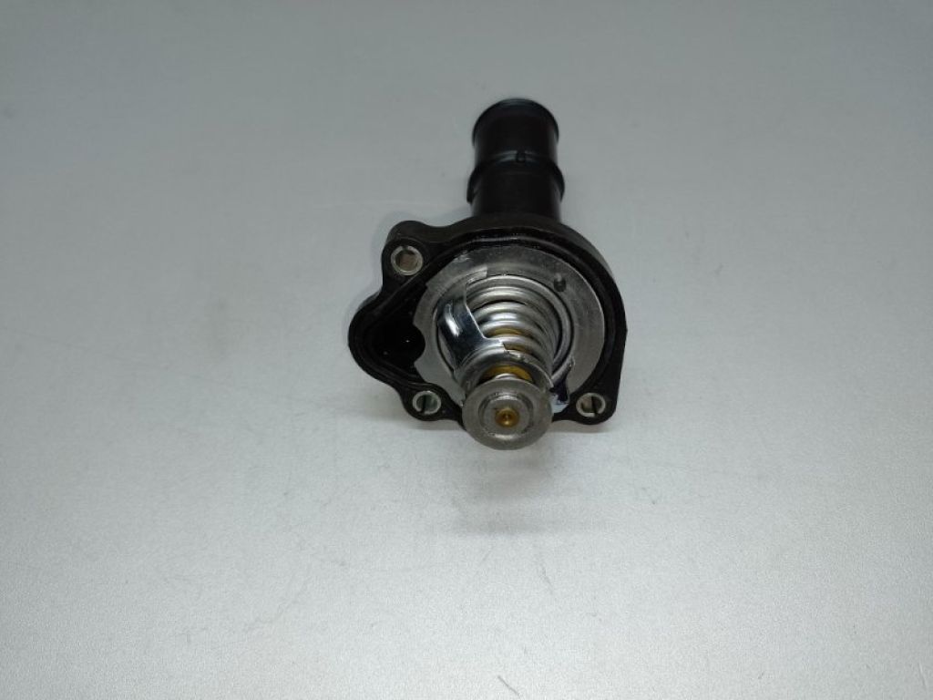 LF70-15-170 | термостат MAZDA 3 BL 09-13 - Фото 2