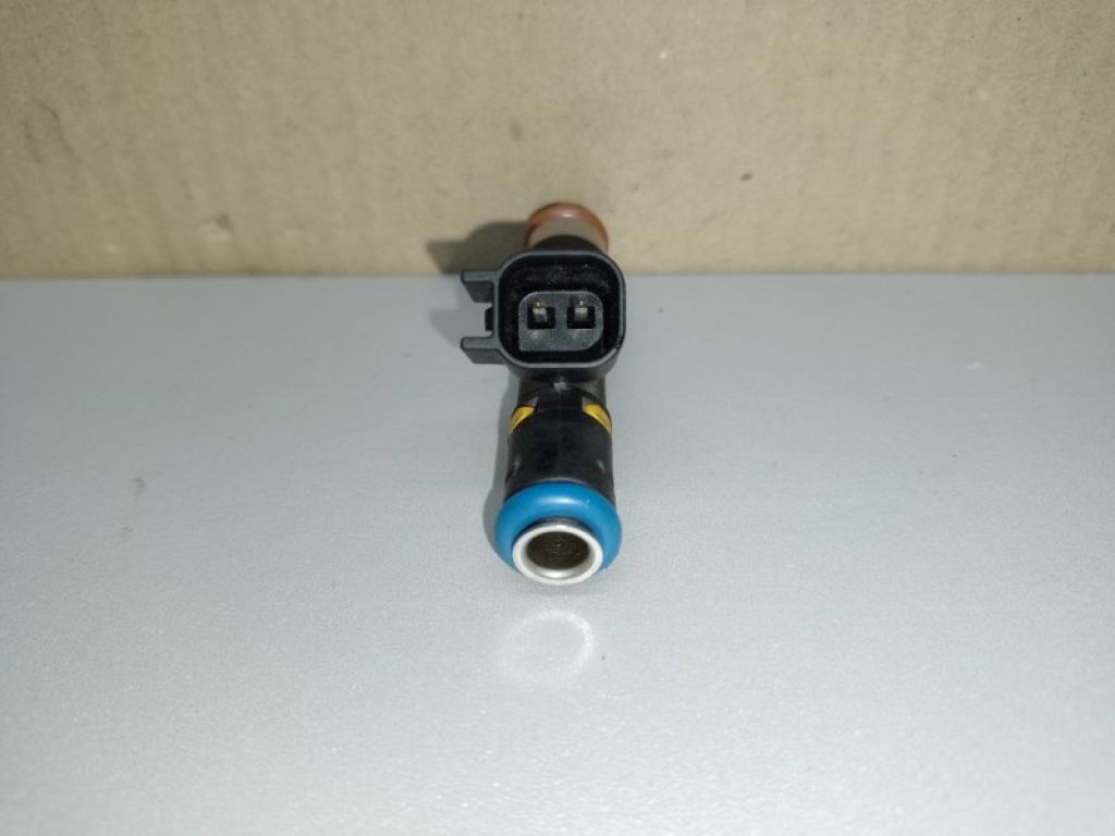 L3G5-13-250 | Форсунка топливная MAZDA 3 BL 09-13 - Фото 2