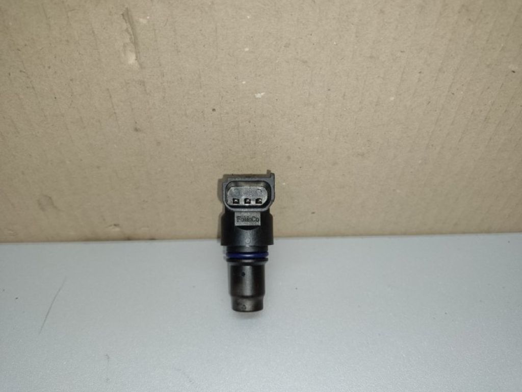 LR084884 | Датчик положения распредвала LAND ROVER EVOQUE 2012-2018 - Фото 3