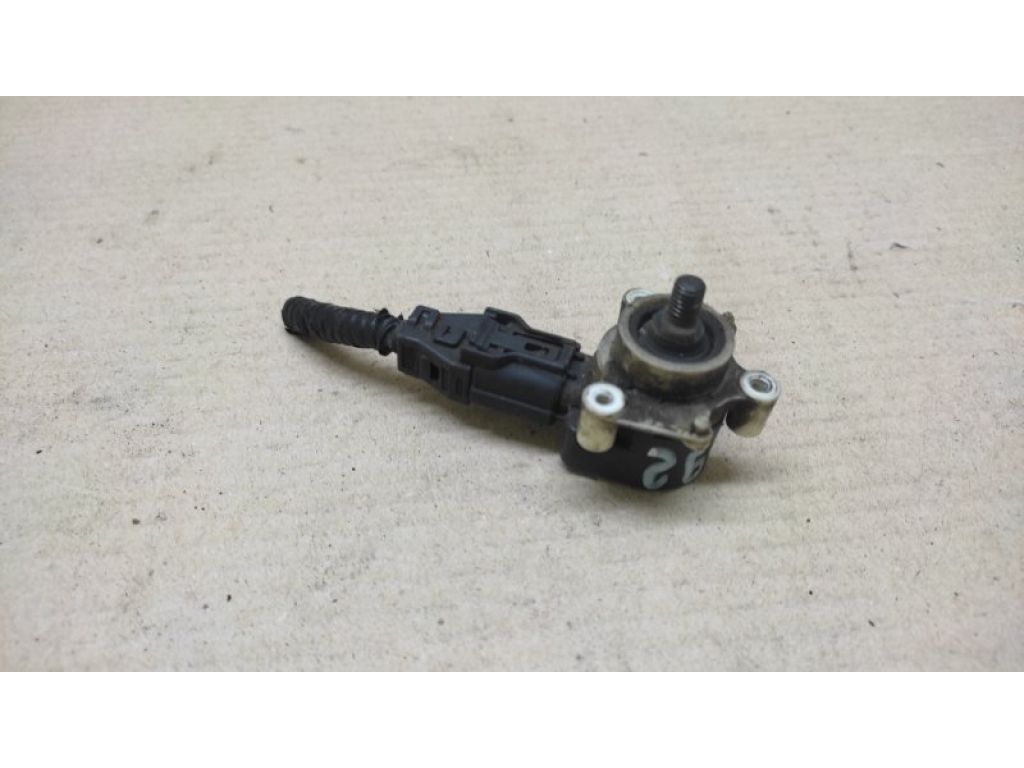 8651A095 | Датчик положення кузова MITSUBISHI LANCER X 10 07-15 - Фото 3