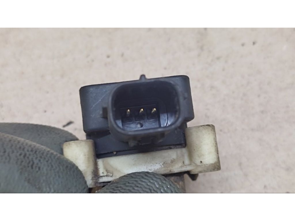 8651A095 | Датчик положения кузова MITSUBISHI LANCER X 10 07-15 - Фото 4