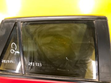 Скло дверей задн. прав. MAZDA CX-5 (KE) 11-17