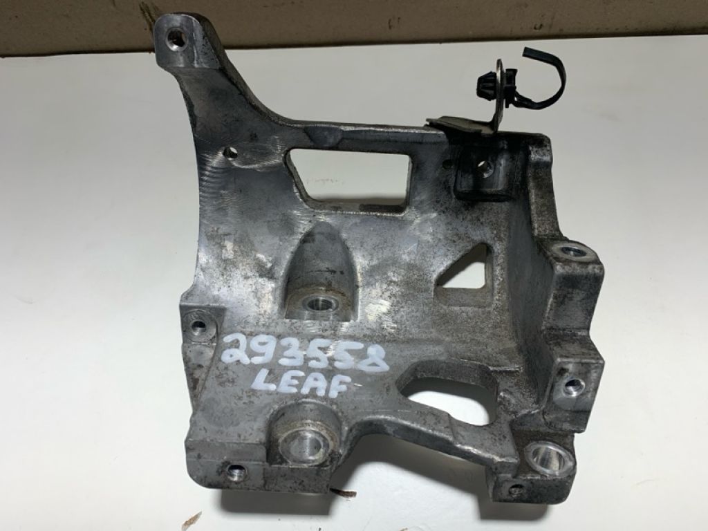 11910-3NA0A | Кронштейн компресора кондиціонера NISSAN LEAF 10-17