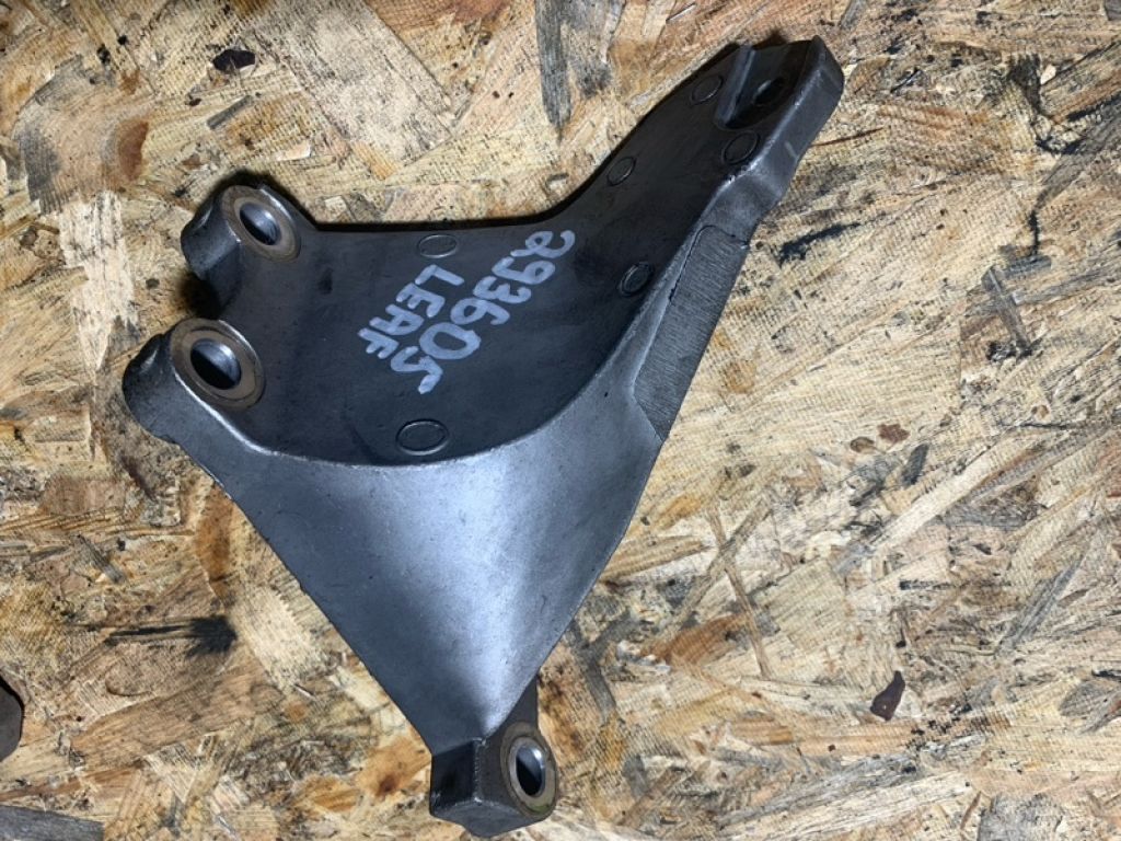 11253-3NA0A | Кронштейн двигуна NISSAN LEAF 10-17 - Фото 3