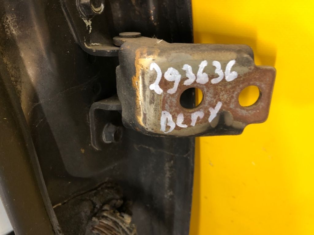 KD53-59-210 | Петля двери верхняя передн. лев. MAZDA CX-5 (KE) 11-17