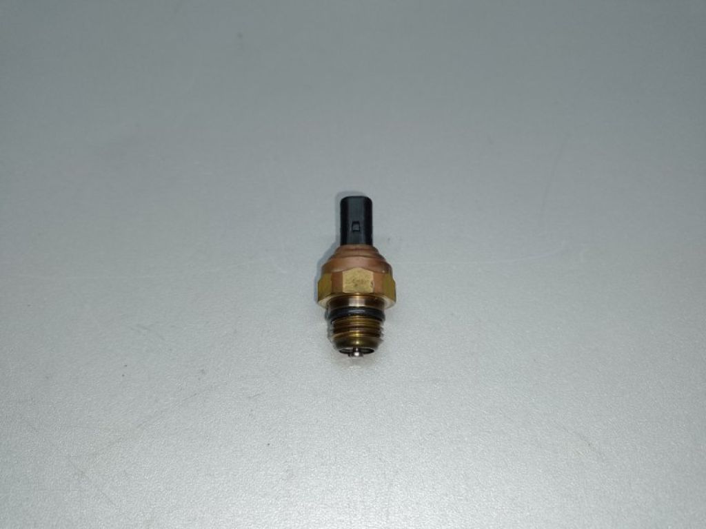 89438-33010 | Датчик тиску олії ГПК TOYOTA CAMRY 40 06-11