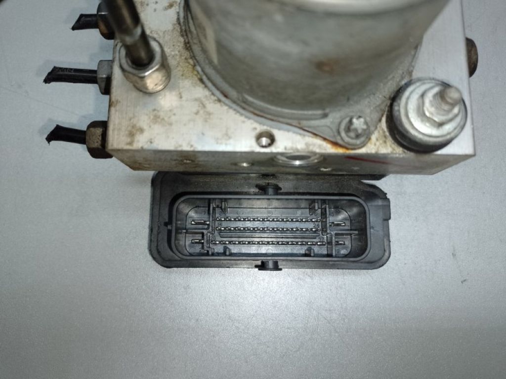 68304563AA | Блок ABS JEEP CHEROKEE 14- - Фото 2