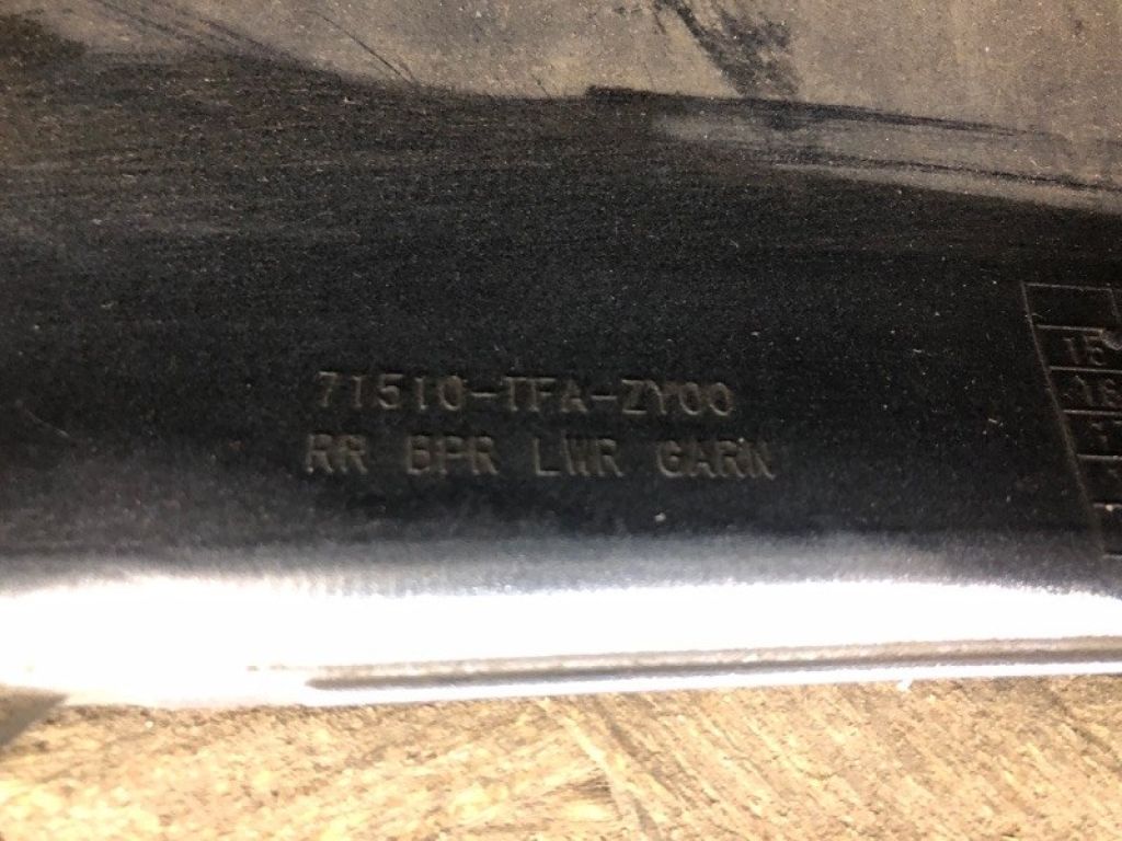 71510TFAZY00 | Бампер задній HONDA CRV (RM) 11-18 - Фото 13