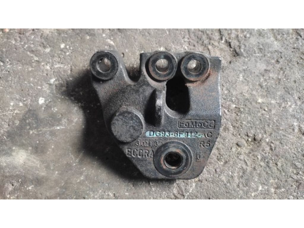 DG93-6F012-AC | Кронштейн двигуна FORD FUSION 14- - Фото 2