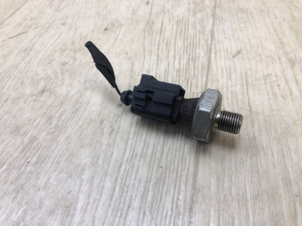 038919081K | Датчик тиску олії ДВЗ VOLKSWAGEN JETTA USA 10-17 - Фото 2