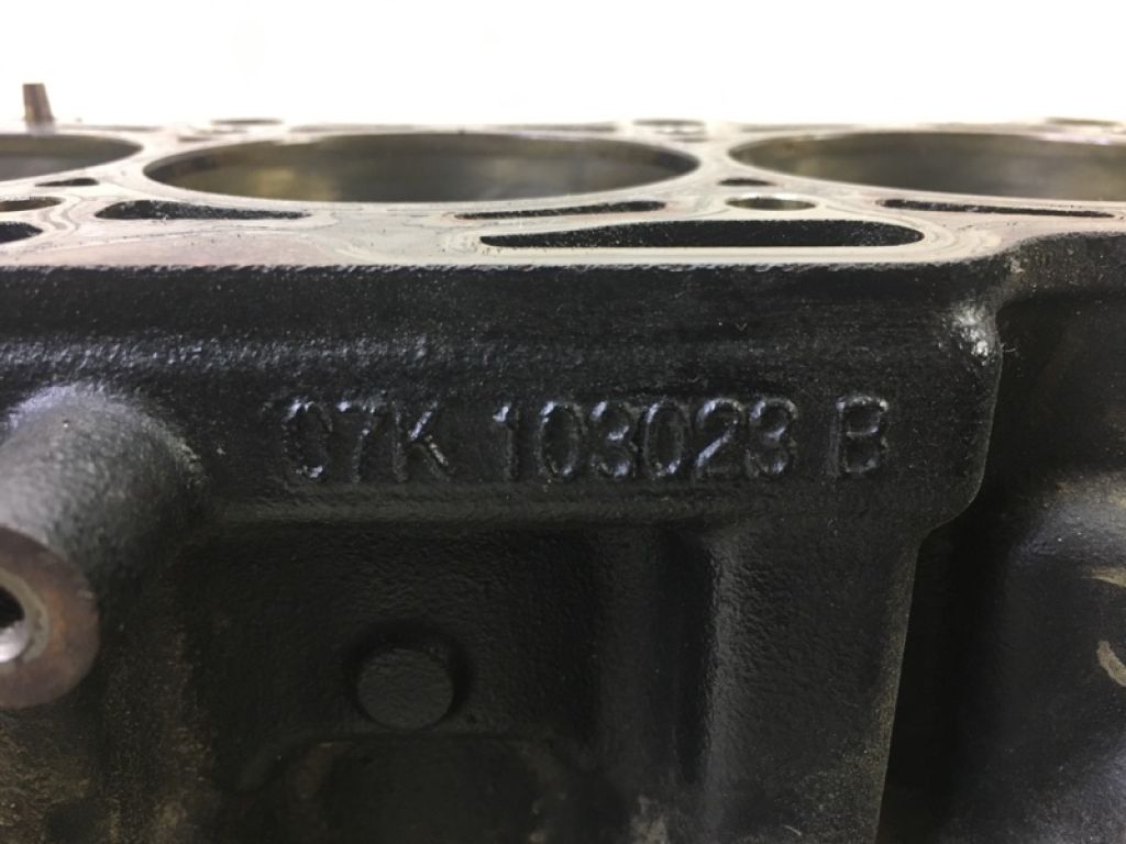 07K103011F | Блок двигателя VOLKSWAGEN JETTA USA 10-17 - Фото 9
