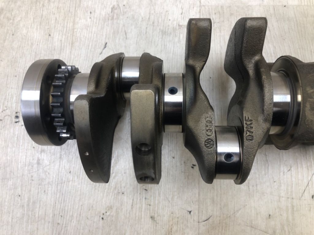 07K105101L | Колінвал VOLKSWAGEN JETTA USA 10-17 - Фото 6