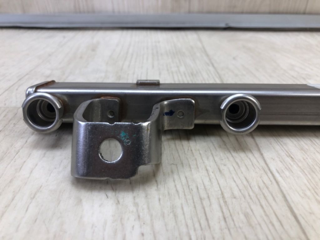 6M8Z-9D280-C | Паливна рейка FORD FUSION 14- - Фото 4