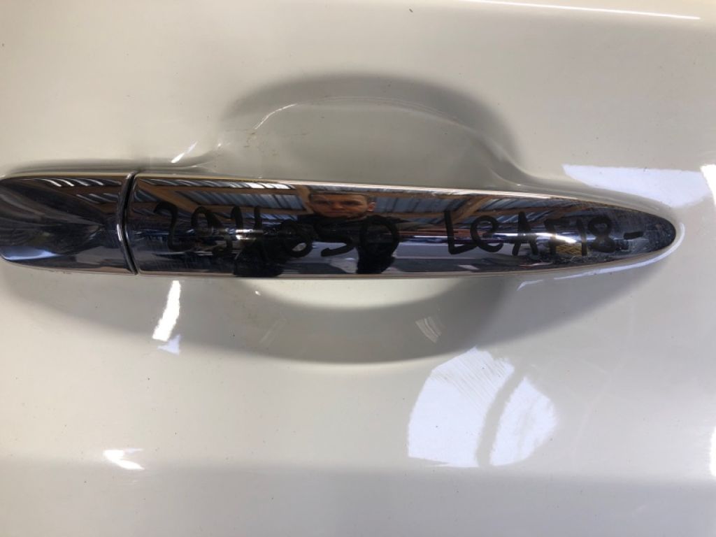 82640-9N00A | Ручка двері зовнішня задн. прав. NISSAN LEAF 18-