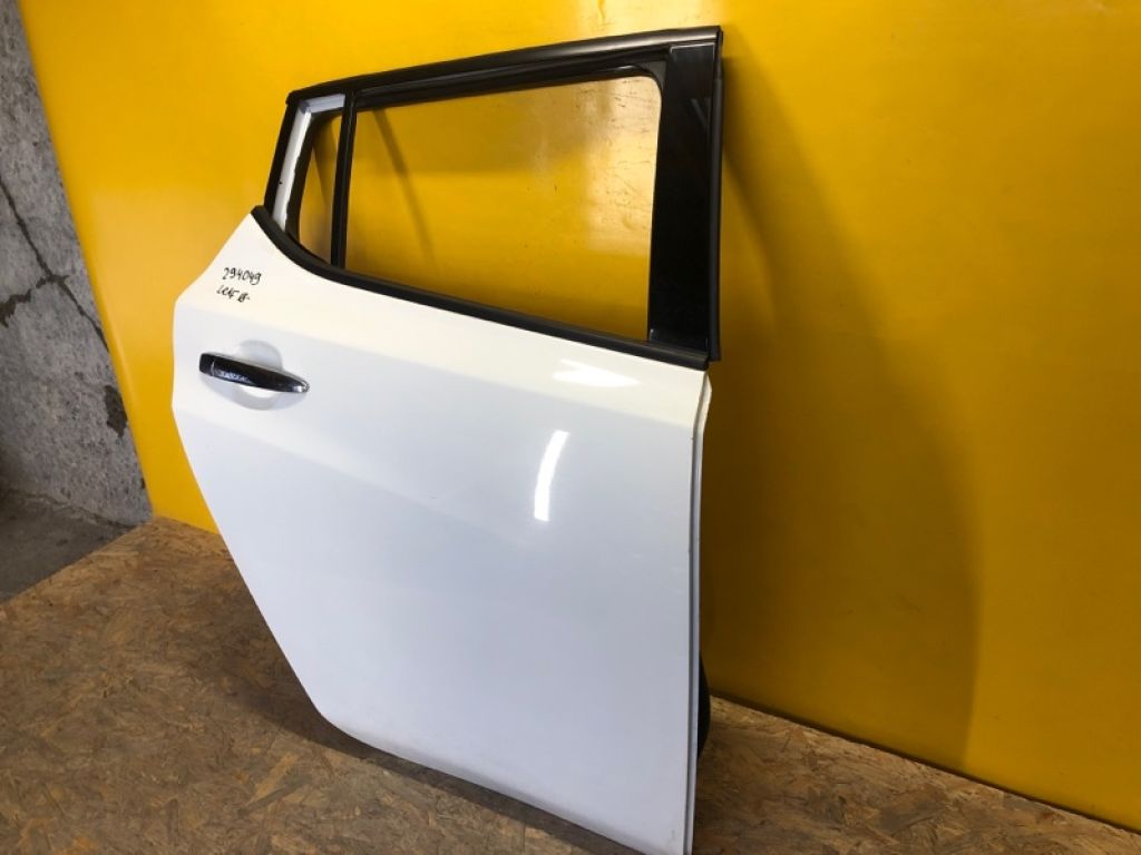 82100-5SF0A | Двері задн. прав. NISSAN LEAF 18- - Фото 5