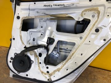 Стеклоподъемник задн. прав. NISSAN LEAF 18-