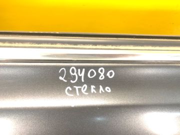 Скло дверей задн. прав. TOYOTA AVENSIS 03-08