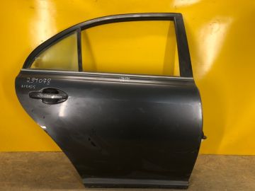 Двері задн. прав. TOYOTA AVENSIS 03-08