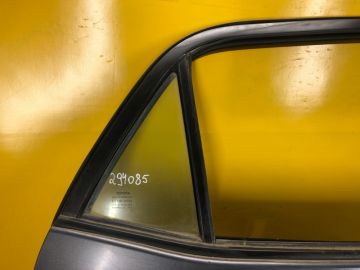 Стекло двери глухое задн. прав. TOYOTA AURIS 06-12