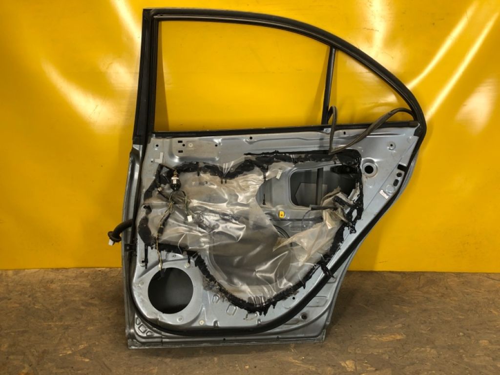 67003-05110 | Двері задн. прав. TOYOTA AVENSIS 03-08 - Фото 9