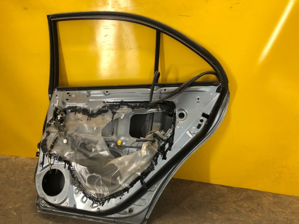 67003-05110 | Двері задн. прав. TOYOTA AVENSIS 03-08 - Фото 10