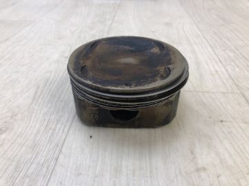 поршень INFINITI QX56 / TITAN / ARMADA 04-16