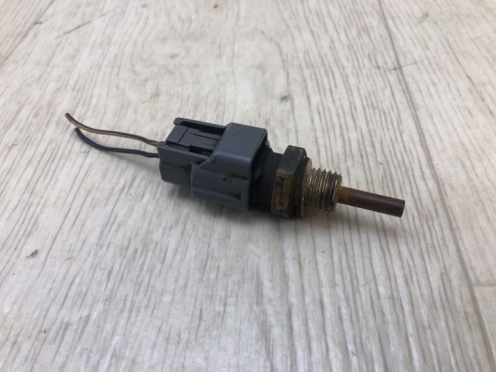 22630-7Y000 | Датчик температуры охлаждающей жидкости NISSAN QX56 / TITAN / ARMADA 04-16