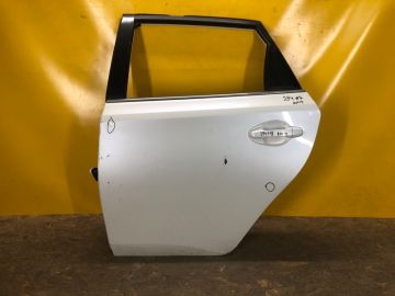 Двері задн. лів. TOYOTA AURIS 13-18 Двері задн. лів. TOYOTA AURIS 13-18