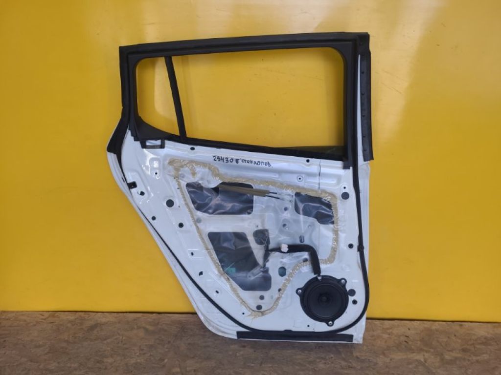 82101-5SF0A | Двері задн. лів. NISSAN LEAF 18- - Фото 5